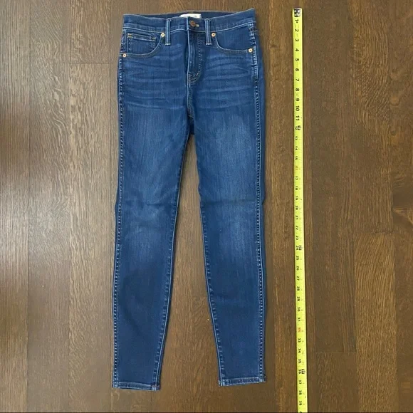 Madewell 10" High-Rise Skinny Jeans in Danny Wash: TENCEL™ Denim Edition Size 26 - Picture 7 of 11
